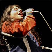 Profesora de música ofrece clases de piano y teoría musical para niños y adolescentes