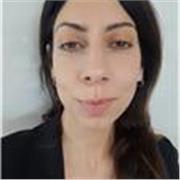 Profesora graduada con más de 15 años de experiencia en clases de inglés a adolescentes y adultos.