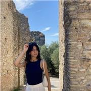 Offro lezioni private di pianoforte a bambini e adolescenti.