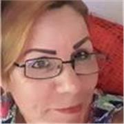 Soy profesora de inglés, imparto clases a niños y jovenes