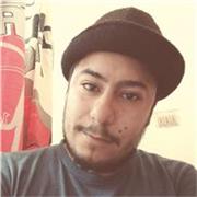 Químico de la Pontificia Universidad Católica de Chile realiza clases de Química y áreas comunes