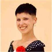 Profesora de inglés desde A1 hasta B2 (infantil, colegio,ESO y bachillerato). Me apasiona la enseñanza y los nuevos retos
