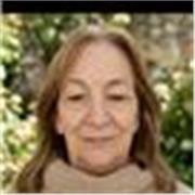 Profesora de matemáticas en secundario e ingreso universidad. Terciarios