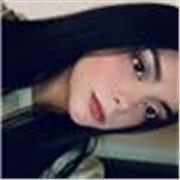 Maestra de apoyo escolar en forma remota