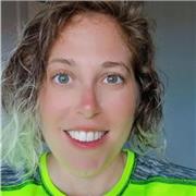 Soy profesora enseño inglés como si estuvieras en Estados Unidos. El objetivo es darte el poder y la confianza para hablar