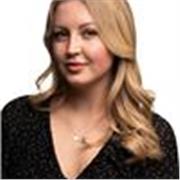 BSc-qualified tutor teaching English and Maths online in London, guiding school students to achieve academic success.