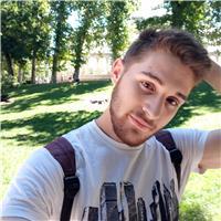Profesor de secundaria se ofrece para impartir las diferentes materias de la eso o de bachillerato, especialmente las de ciencias sociales o la rama de humanidades
