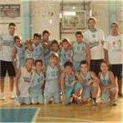 Ciao Ti va di giocare a basket?
Posso aiutarti ad essere un ottimo giocatore sei pronto?
chiamame!