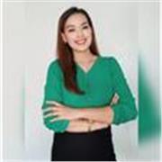 An English teacher for all levels, from beginner to advanced. 