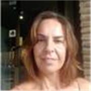 Profesora de Filosofía, también en Lengua e Historia.