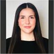 Amable,responsable,activa,alegre, risueña, habladora, ordenada y buena