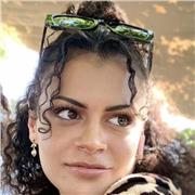 Insegnante di danza, contemporanea, moderna, hip hop, afro, dancehall