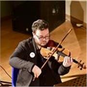 Violinista laureato all'istituto Mascagni di Livorno impartisce lezioni di violino, teoria/solfeggio e pianoforte (quest'ultimo per principianti)