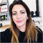 Docente Laureata in Design offre lezioni di marketing, comunicazione e grafica