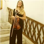 Docente di Violino, impartisco lezioni in presenza di teoria musicale e di pratica violinistica