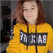Je suis là pour l'aide aux devoirs, le soutien scolaire dans des moments où tu peux avoir des difficultés. Si tu te sens nul en maths ou en français, tu n'es pas seul.e car nous sommes tous passés par là (moi y compris ^^). Si tu as besoin d'un coup de po