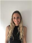 Licenciada en filología hispánica imparte clases de lengua castellana y literatura así como latín