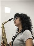 Profesora de saxofón. Todos los niveles