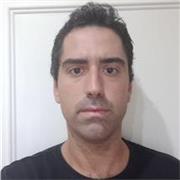 Tutor de Español que enseña a personas de todas las edades.