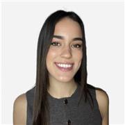 Profesora entregada a todas las edades y necesidades.