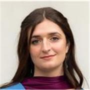 Clases personalizadas de francés e inglés hasta C1; soy cercana, paciente, organizada y enfocada en un aprendizaje práctico.