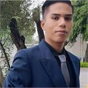 Profesor con interés en impartir materias teóricas y de comunicación