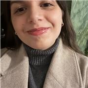 Offro lezioni private a bambini e ragazzi delle elementari e medie, adattandole e adattandomi alle loro esigenze curiosità!