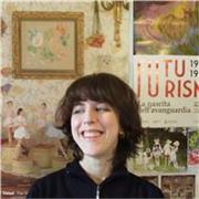 Studentessa magistrale in Tourism Management, licenza superiore in Liceo Linguistico, con certificazione Cambridge C1