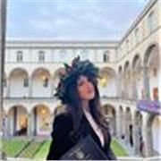 LAUREATA MAGISTRALE OFFRE LEZIONI DI INGLESE E ITALIANO 