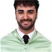 Entrenador Personal Licenciado en Ciencias de la Actividad física y del Deporte, con Máster en Salud y  Actividad Física.



