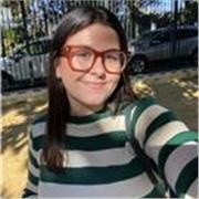 Profesora de inglés y lengua española, refuerzo para niños de colegio, instituto y bachillerato