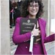 Laureata in Mediazione linguistiche,offre lezioni di inglese e tedesco