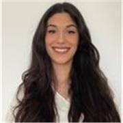 Graduada en Medicina. Profesora de apoyo escolar para niños de Primaria, ESO, Bachillerato. Profesora de francés (niveles A1-B2)