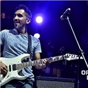 Profesor de Guitarra Acústica y Guitarra Eléctrica, Técnica Vocal y Piano, egresado del Conservatorio de la ciudad de cali, y del Instituto Popular de Cultura, más de 15 años de experiencia en la enseñanza de adulto jovenes y niños, Músico profesional sól