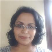 Professional English tutor offering English lessons for primary students, adults, homework assistance, and conversational English