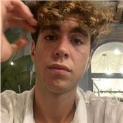 Offro lezioni di storia e geografia a ragazzi e ragazze dalle elementari alle scuole medie. Sono Nicolò ho 19 anni Universitario