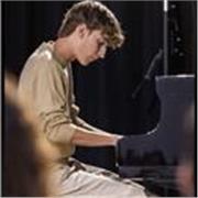 Clases de Piano Personalizadas para Todas las Edades de nivel básico e intermedio