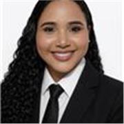 Profesora con énfasis en ciencias sociales