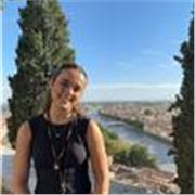 Tengo experiencia en actividades educativas con niños y adolescentes, además cuento con un nivel C1 de inglés.