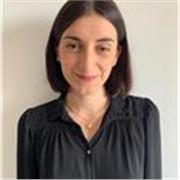 Sei alla ricerca di un'insegnante di lingua italiana? Contattami per raccontarmi le tue esigenze e i tuoi obiettivi, insieme svilupperemo un programma ad hoc per te. Prenota la lezione di prova gratuita!