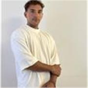 Profesor de diseño gráfico y digital, que da clases a chic@s a partir de 16 que quieran introducirse en el diseño digital