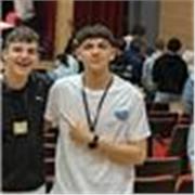 Cerchi un aiuto compiti per tuo figlio/a? Eccomi! Non esitare a contattarmi.