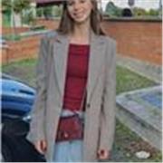 Estudiante universitaria responsable y paciente. Ofrezco clases de apoyo para alumnos de Primaria en todas las materia, ayudando 
