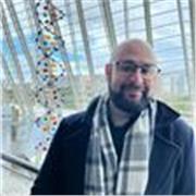 Tu guía experta en ciencias: clases personalizadas en matemáticas, biología, física, química, italiano e inglés