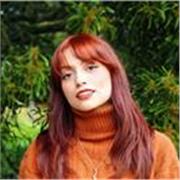 Profesor especializado en Lengua y Literatura ofrece apoyo presencial y online