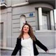 Profesora estudiante de Relaciones internacionales dedicada y comprometida, me encantan los niños y los adolescentes.