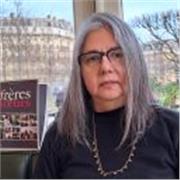 I give private lessons tailored to your level.