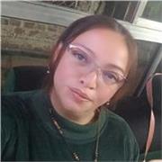 Soy auxiliar administrativo y tengo experiencia en asesoría de tareas con mis hijos, y conocidos para leer y las tablas en especía