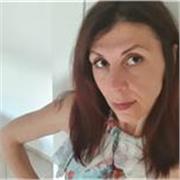 Solo lezioni online . Offro sia corsi di scrittura e inglese che corsi su materie più tecniche, essendo di base un ingegnere.