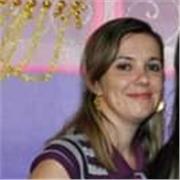 Meu nome é Flávia,sou professora formada em pedagogia e especialista na área de educação.Ofereço aulas de português, história, ciências, reço também aulas de língua Italiana